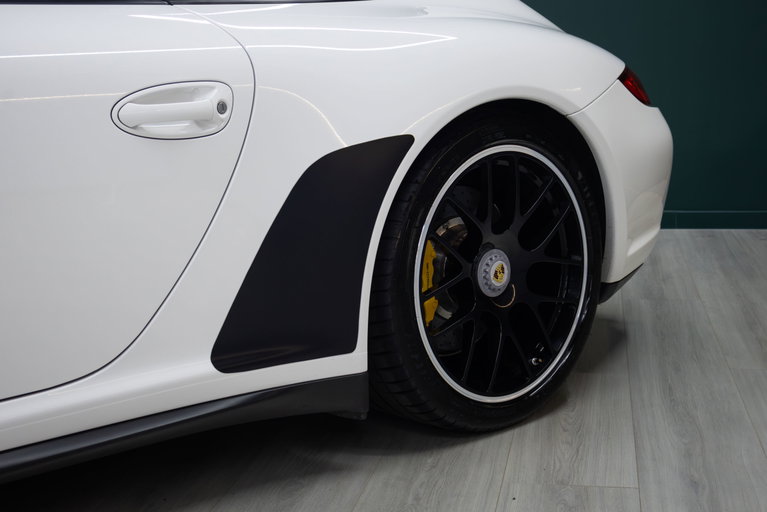 Porsche 997.2 Carrera GTS