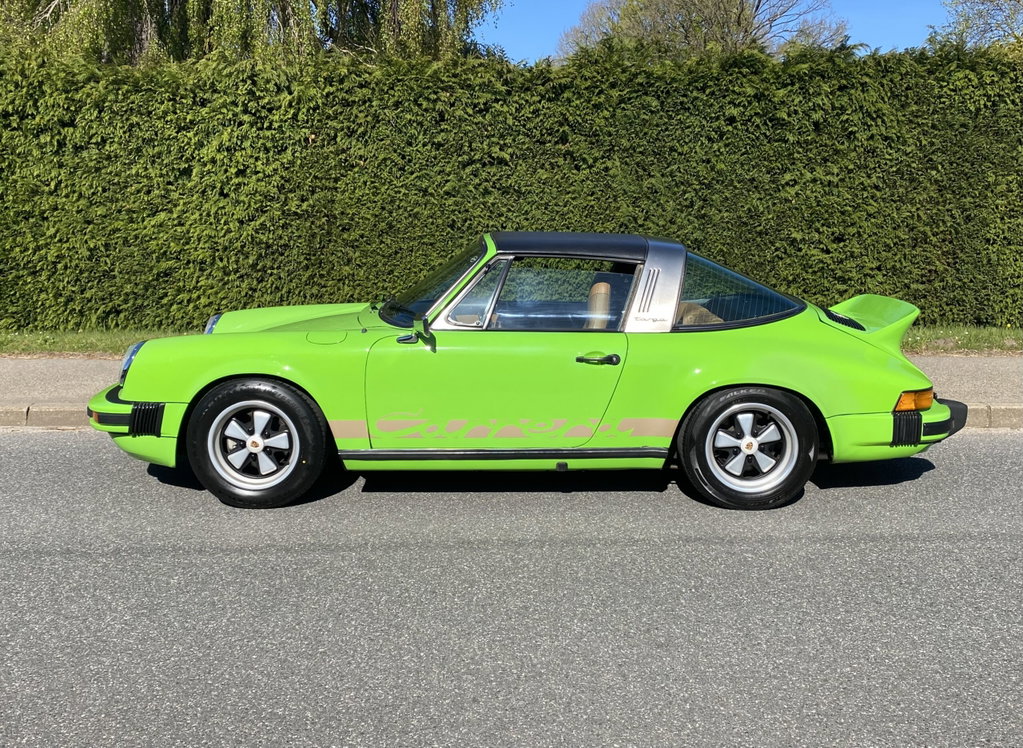 Porsche 911 Carrera (US)
