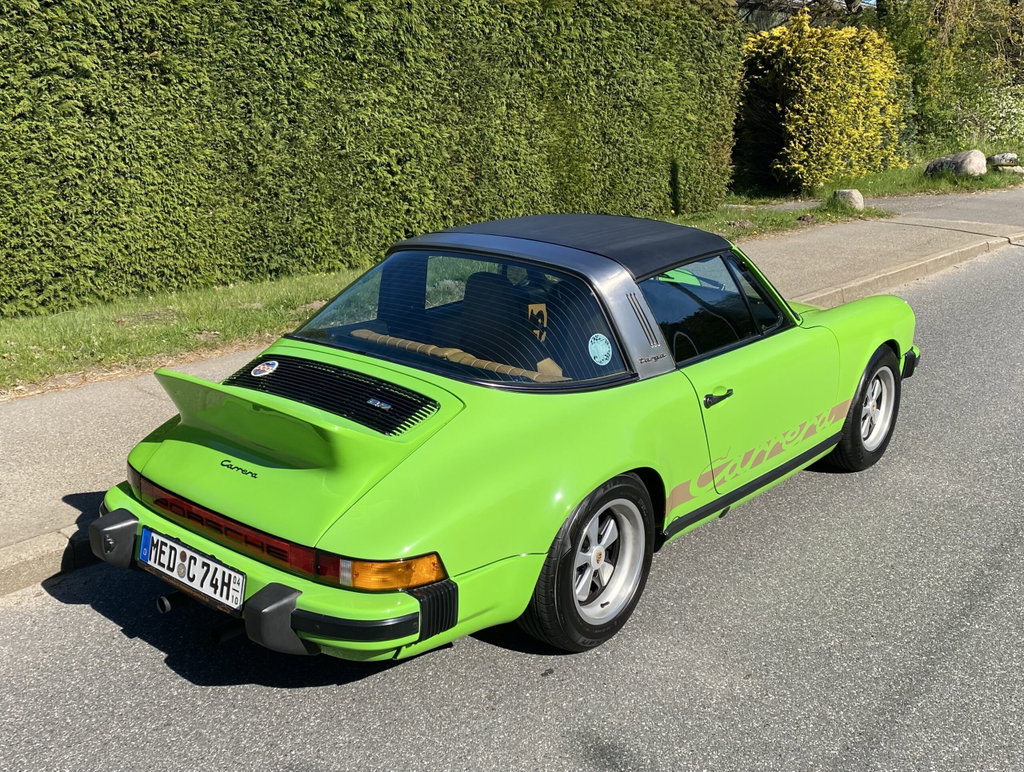 Porsche 911 Carrera (US)