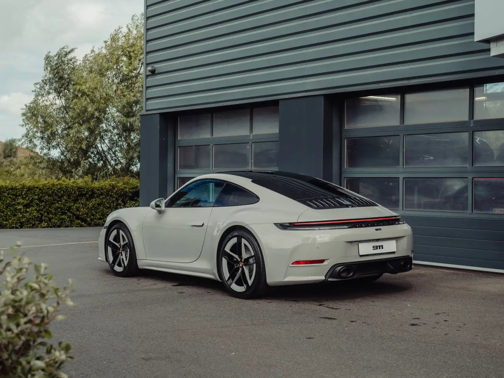 Porsche 992.2 Carrera