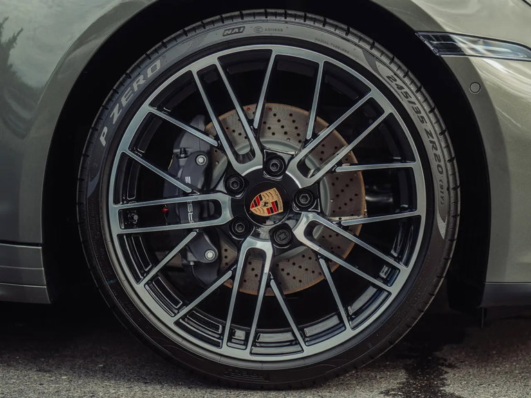 Porsche 992.2 Carrera
