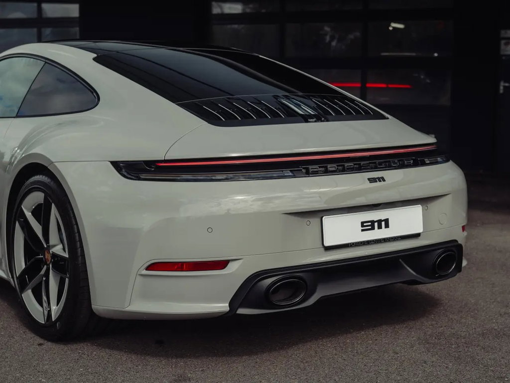 Porsche 992.2 Carrera
