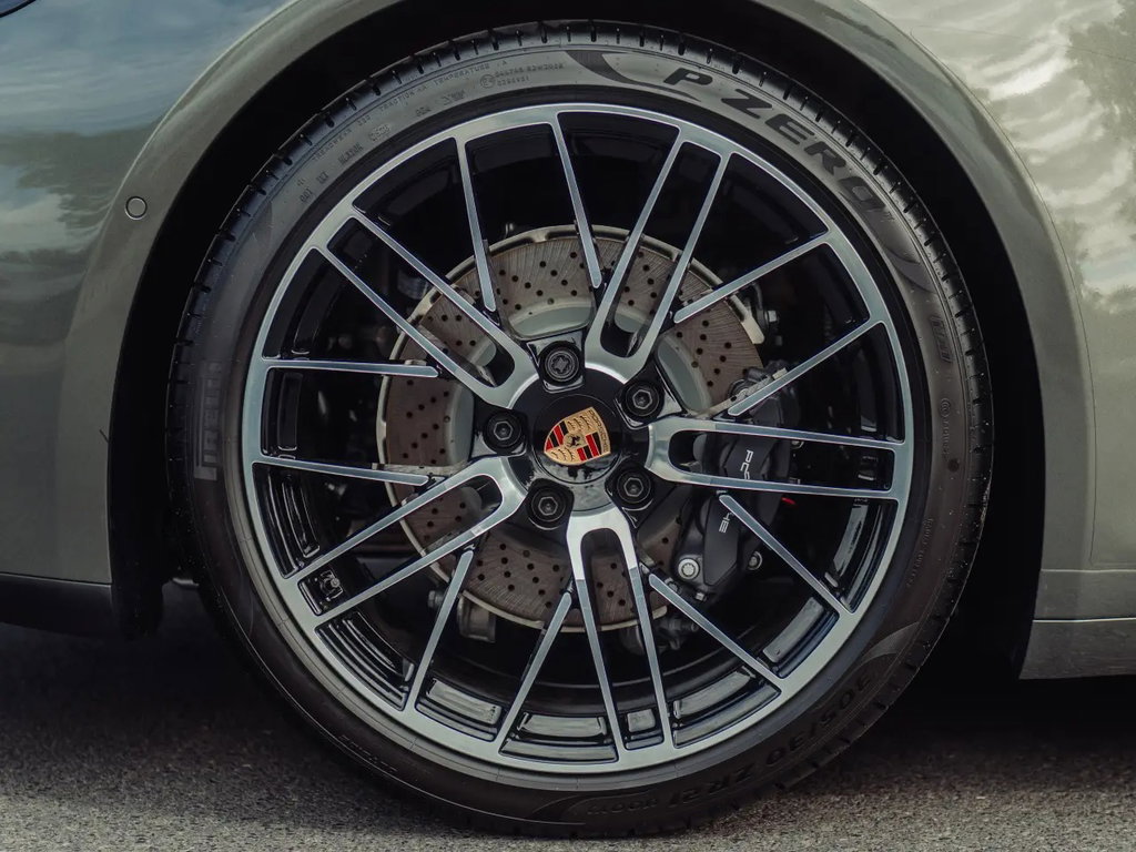 Porsche 992.2 Carrera