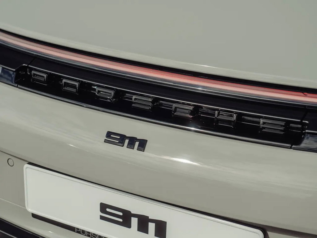 Porsche 992.2 Carrera
