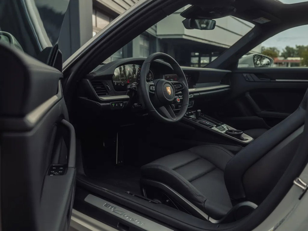 Porsche 992.2 Carrera
