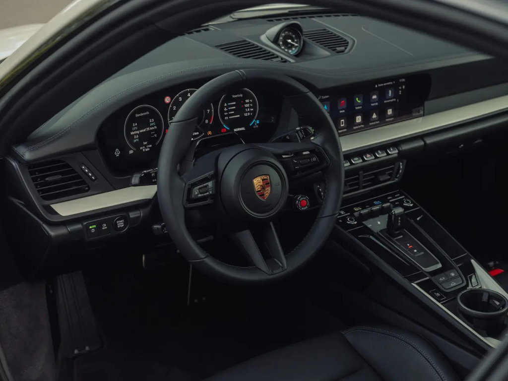 Porsche 992.2 Carrera