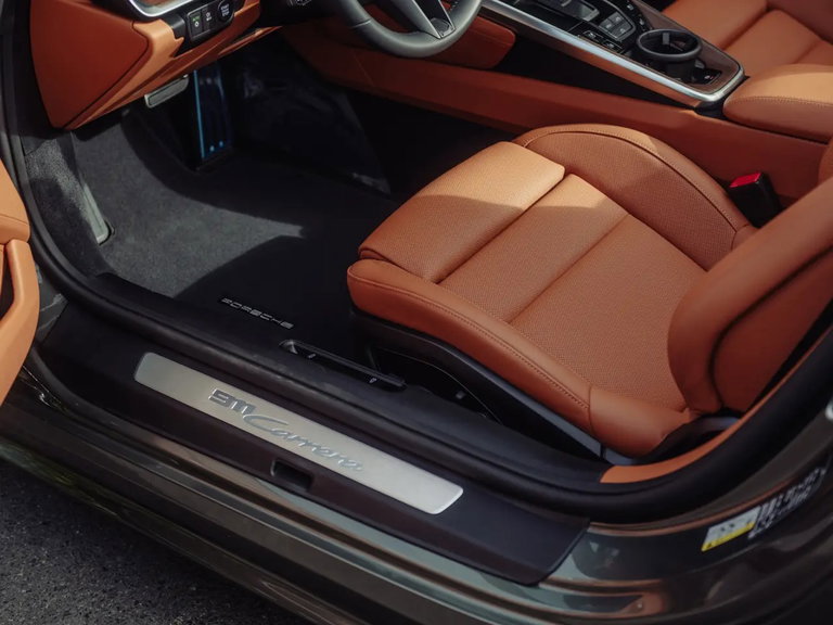 Porsche 992.2 Carrera