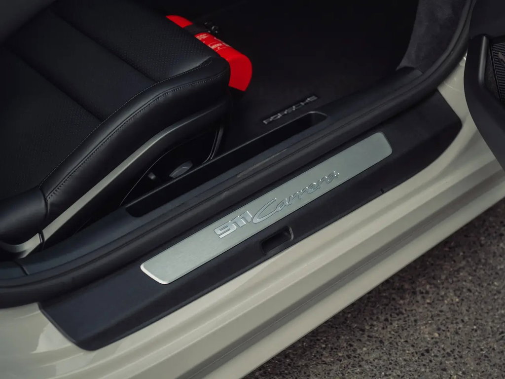 Porsche 992.2 Carrera