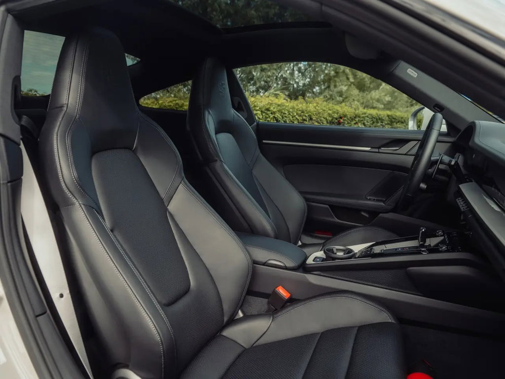 Porsche 992.2 Carrera