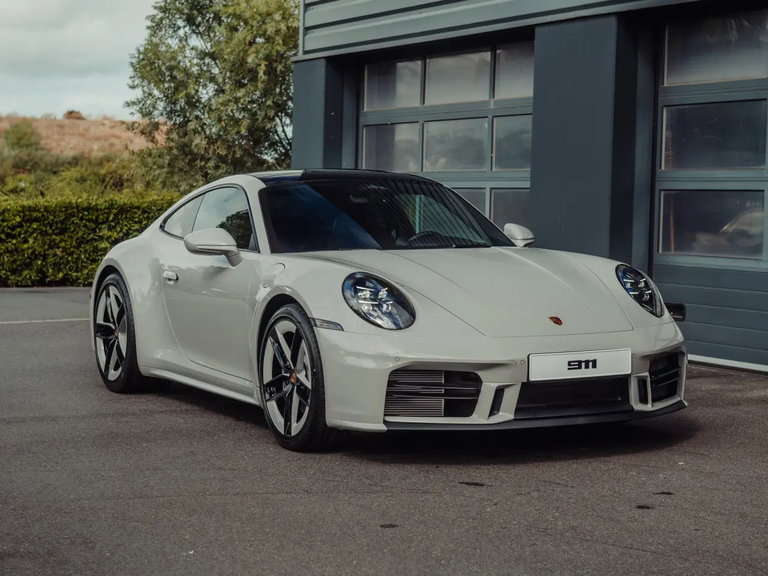 Porsche 992.2 Carrera