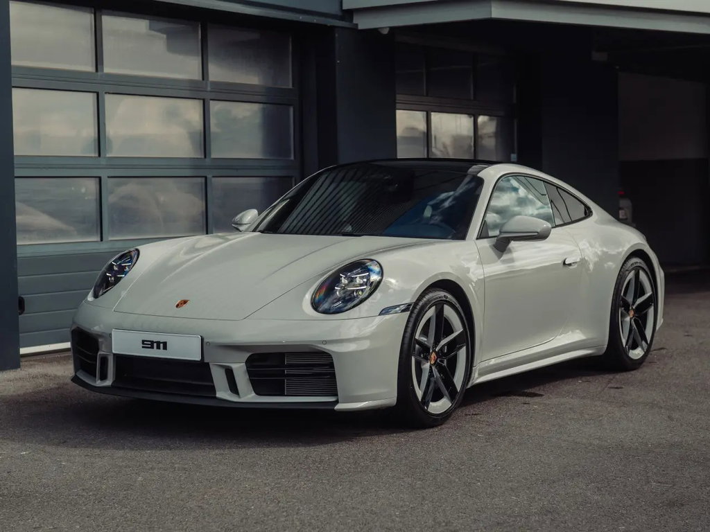 Porsche 992.2 Carrera