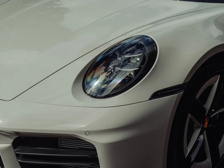 Porsche 992.2 Carrera
