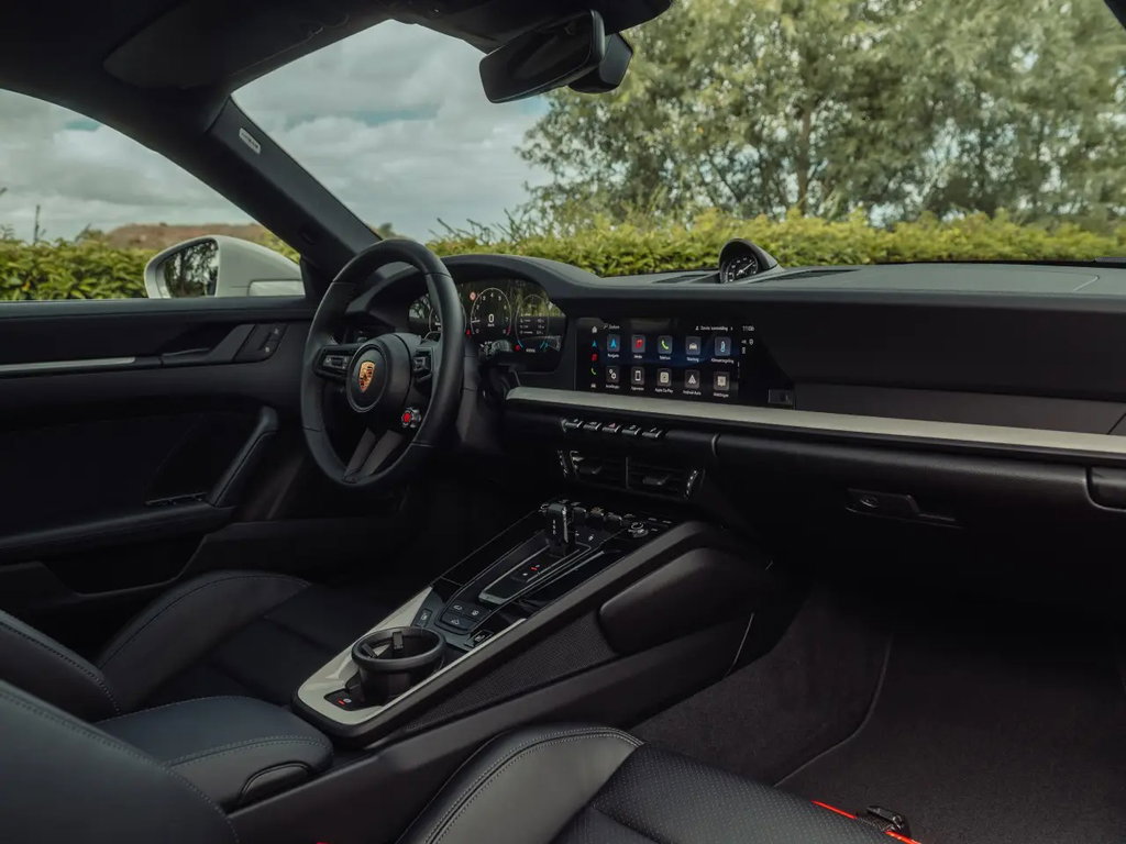 Porsche 992.2 Carrera