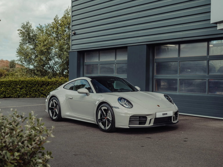 Porsche 992.2 Carrera