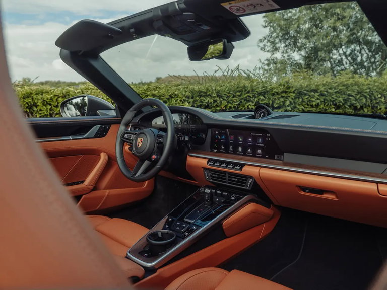 Porsche 992.2 Carrera