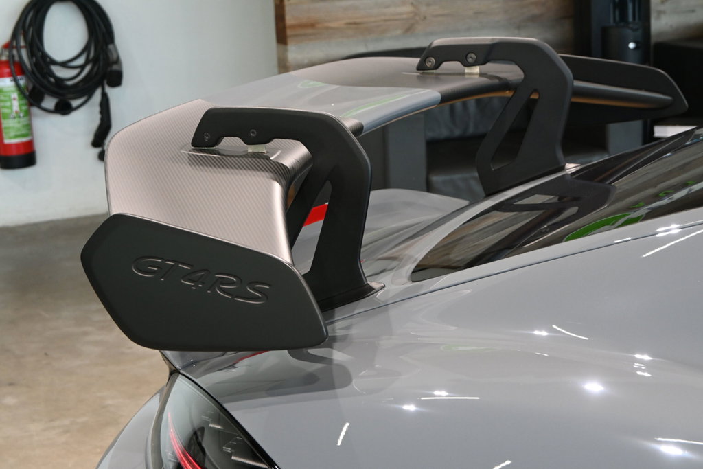 Porsche 718 Cayman GT4 RS