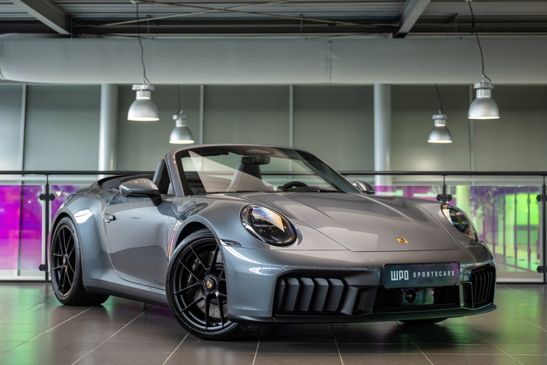 Porsche 992.2 Carrera 4 GTS
