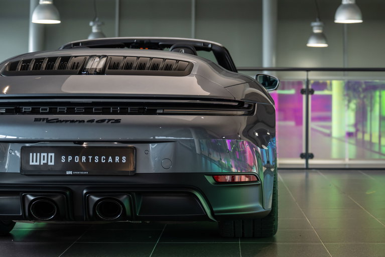 Porsche 992.2 Carrera 4 GTS
