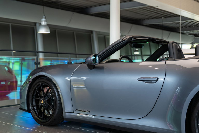 Porsche 992.2 Carrera 4 GTS