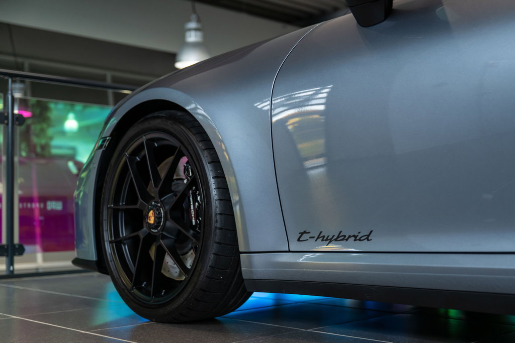 Porsche 992.2 Carrera 4 GTS