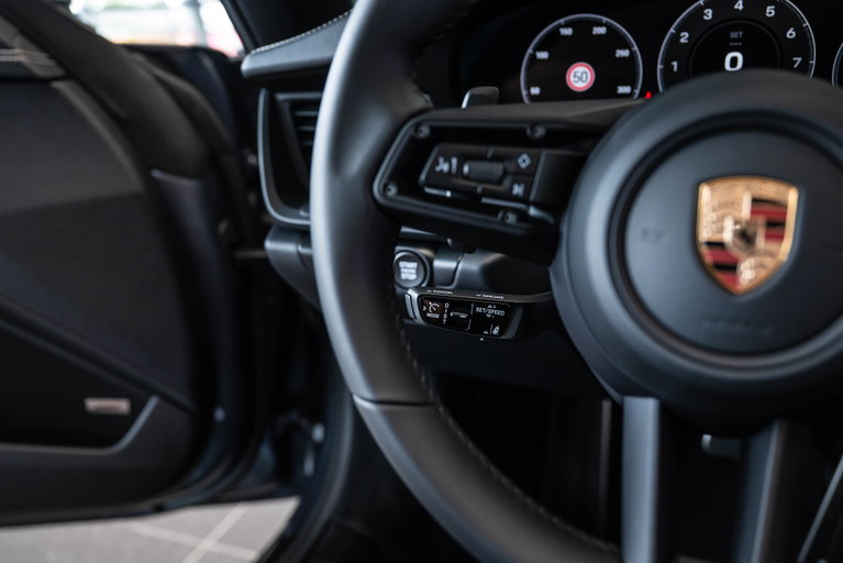 Porsche 992.2 Carrera 4 GTS
