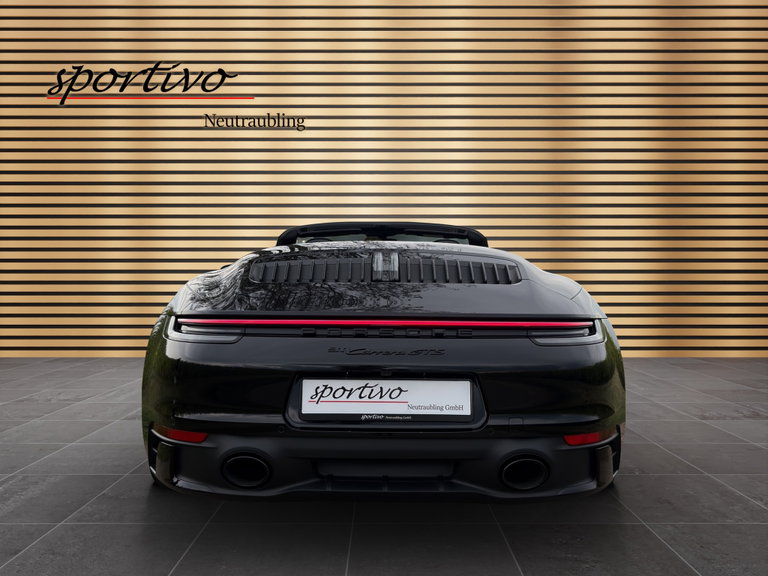 Porsche 992 Carrera GTS