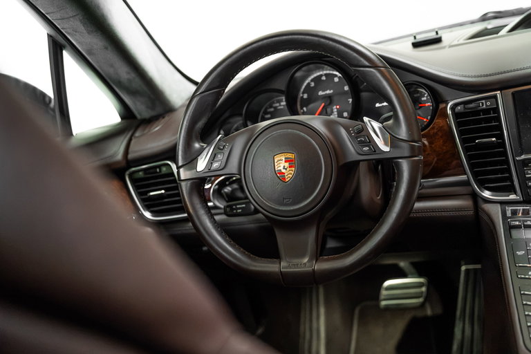 Porsche Panamera Turbo