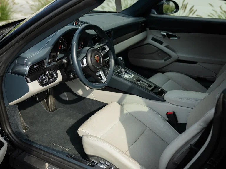 Porsche 991.2 Carrera 4 GTS
