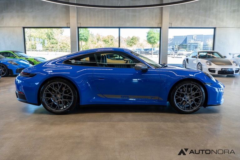 Porsche 992.2 Carrera T