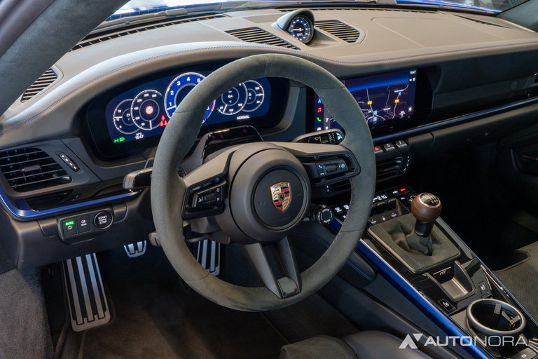 Porsche 992.2 Carrera T