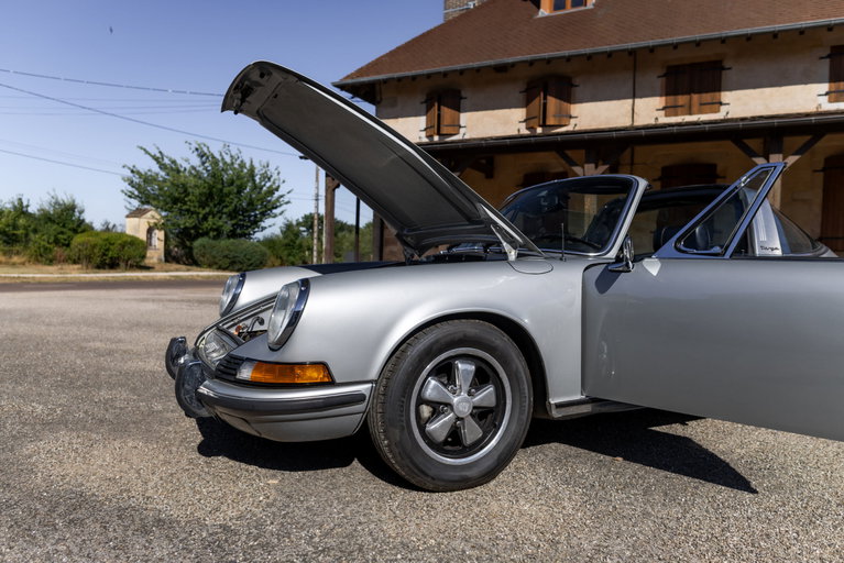 Porsche 911 T