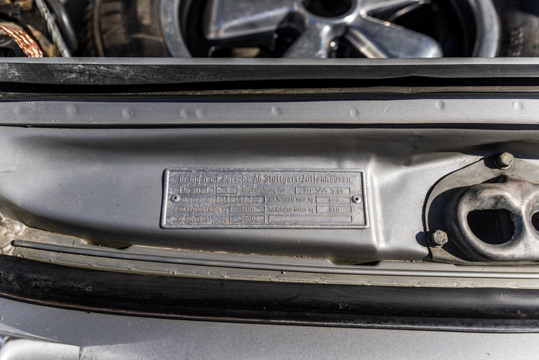 Porsche 911 T