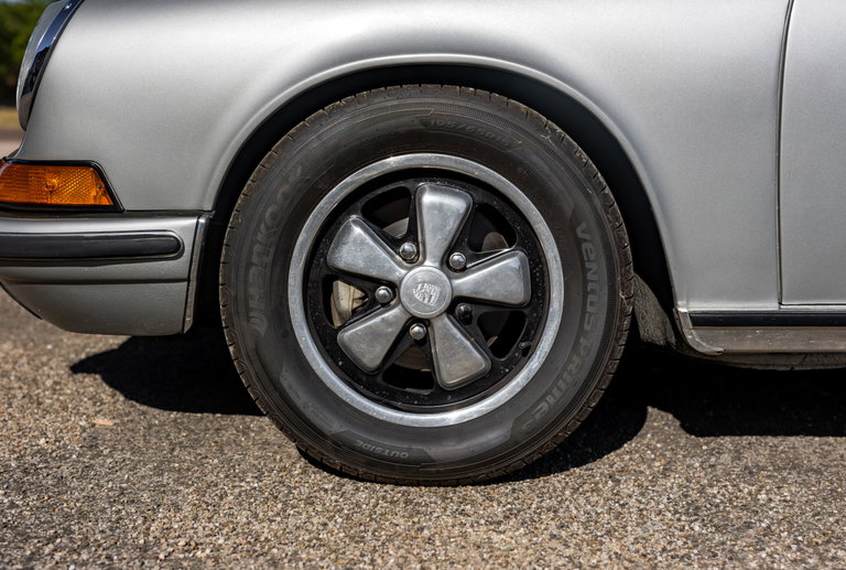 Porsche 911 T