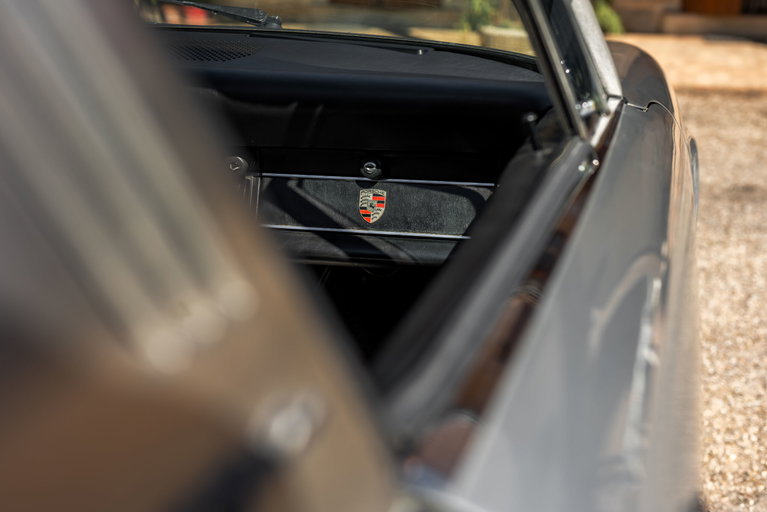 Porsche 911 T