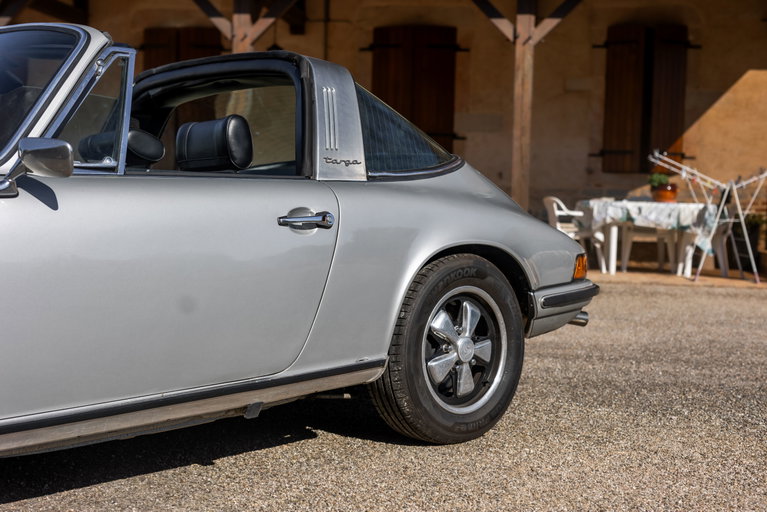 Porsche 911 T