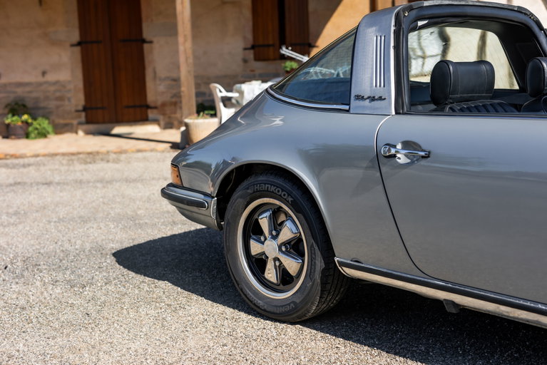 Porsche 911 T