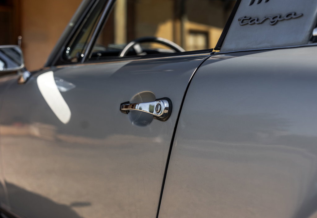 Porsche 911 T