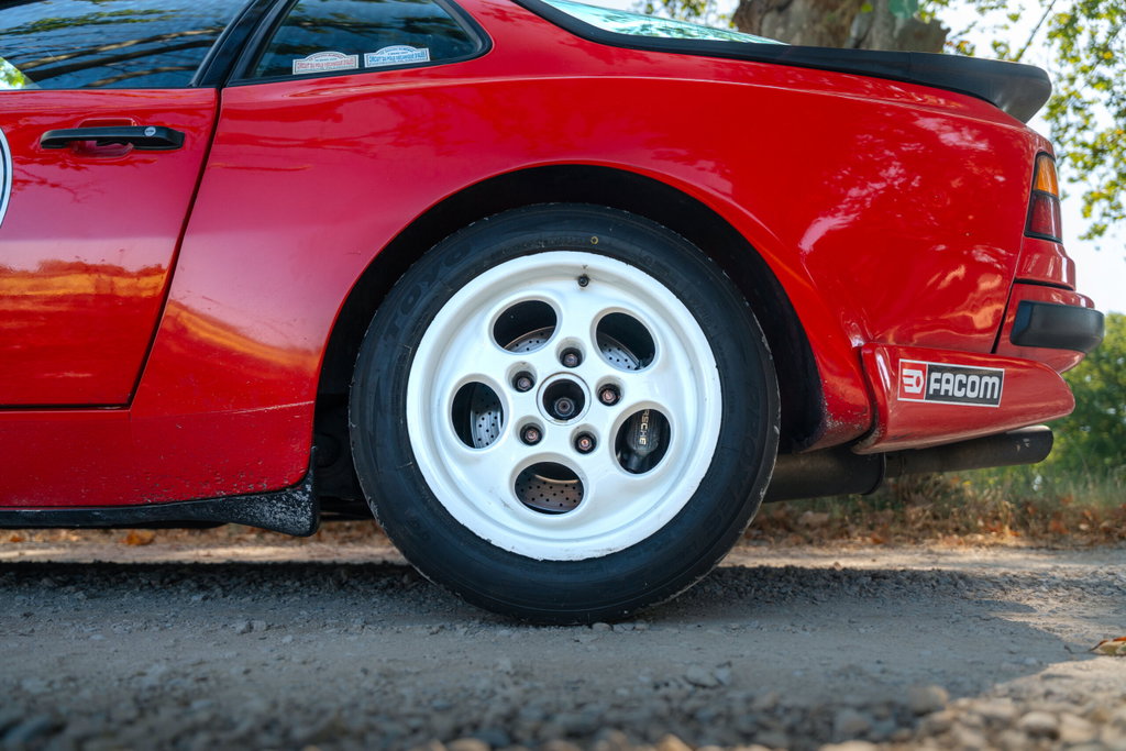 Porsche 944 Turbo Cup