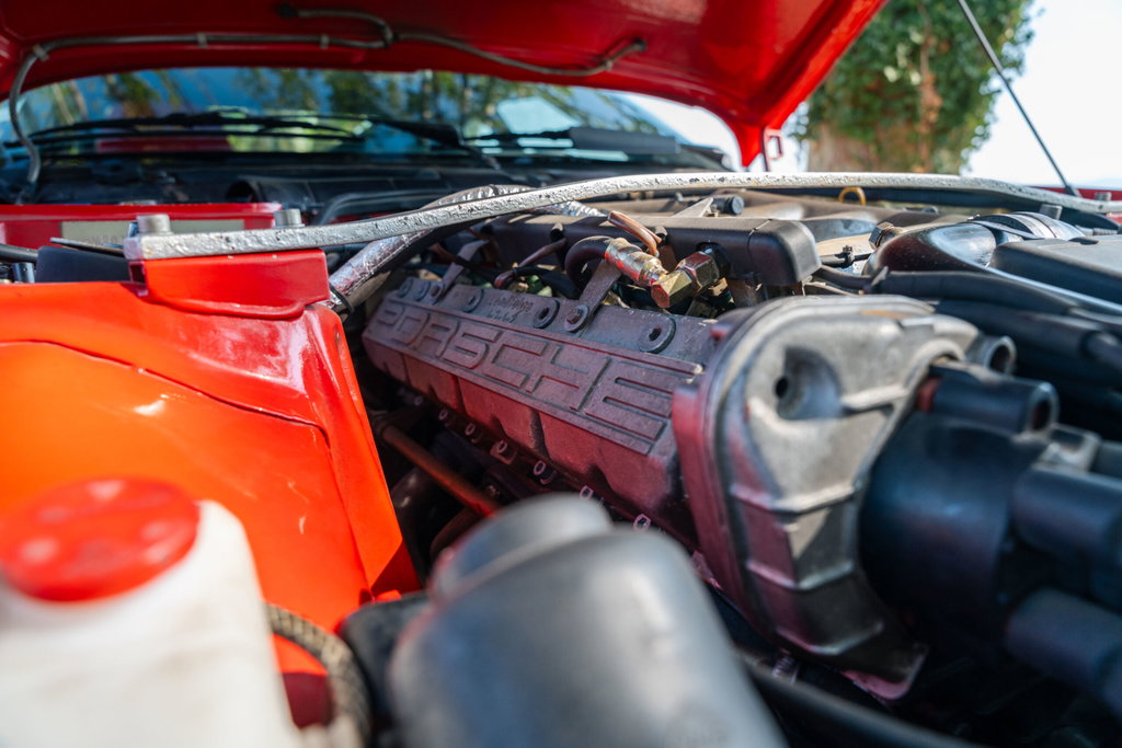 Porsche 944 Turbo Cup