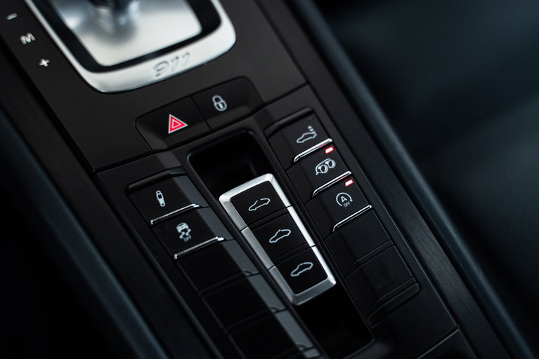 Porsche 991.2 Carrera 4 GTS