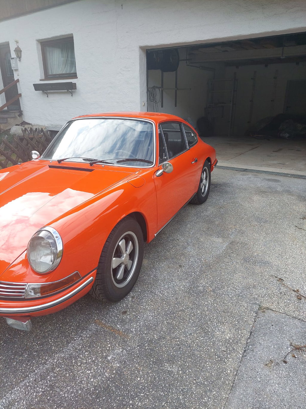 Porsche 911 T