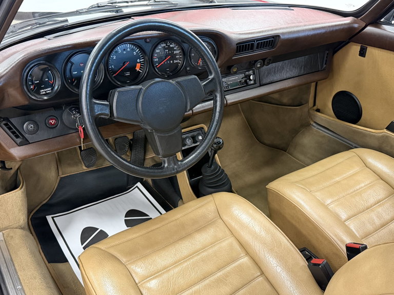 Porsche 911 SC