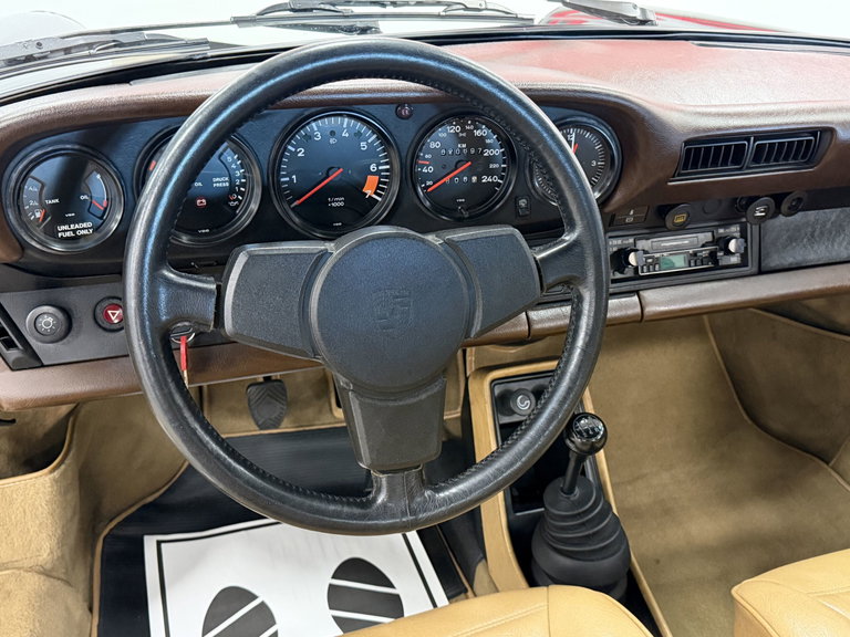 Porsche 911 SC
