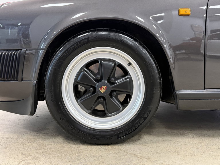Porsche 911 SC