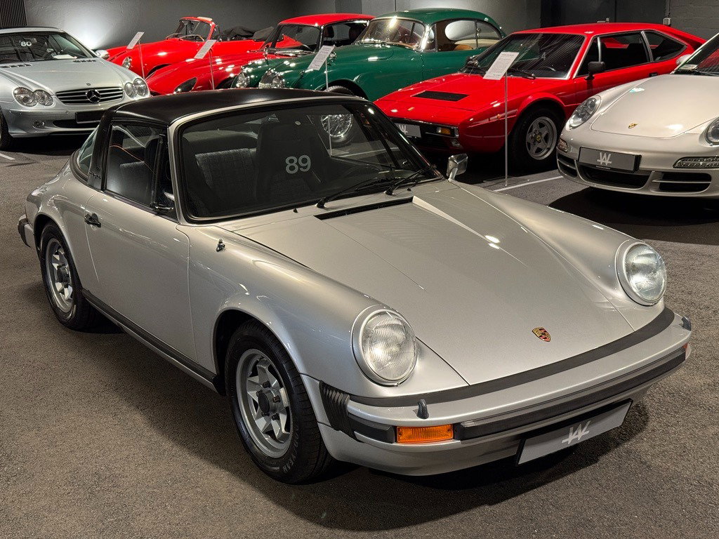 Porsche 911 „25 Jahre Jubiläumsmodell“
