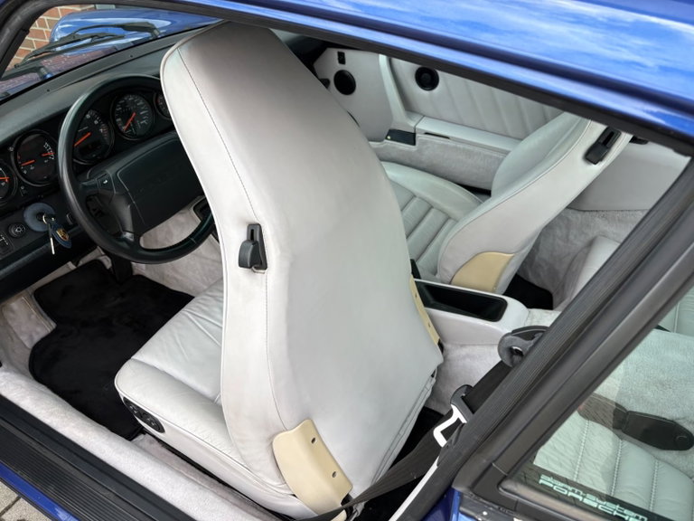 Porsche 964 Carrera 2