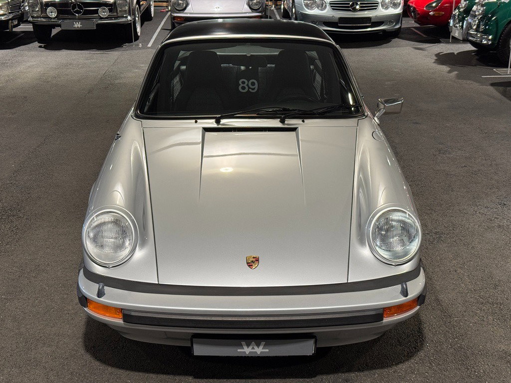 Porsche 911 „25 Jahre Jubiläumsmodell“