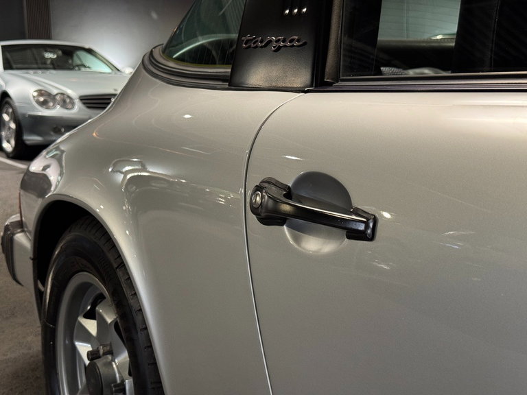 Porsche 911 „25 Jahre Jubiläumsmodell“