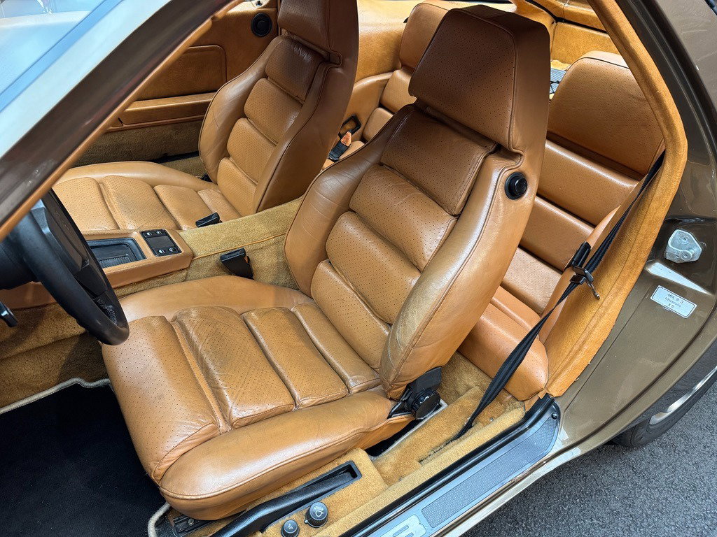 Porsche 928