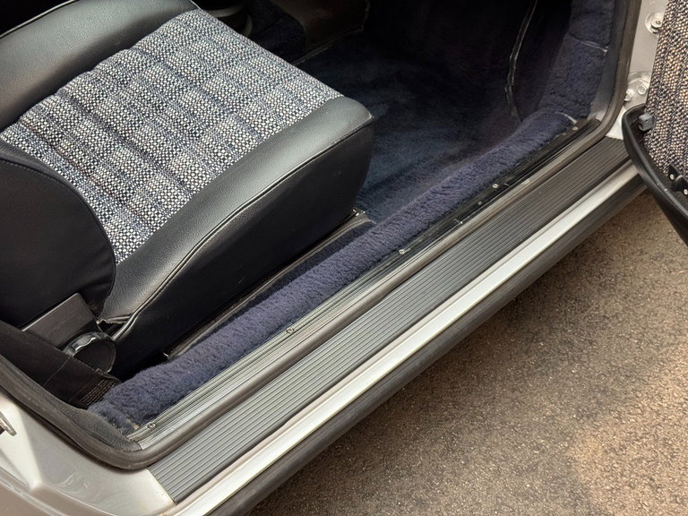 Porsche 911 „25 Jahre Jubiläumsmodell“